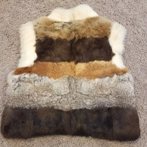 VINTAGE * Rabbit Vest  "Furs by Bill Robinson Monnig's " - Picture 7 of 9